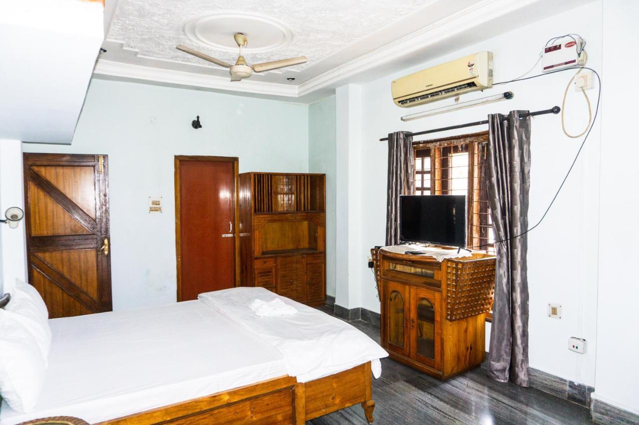 Exotic Villa Homestay Guwahati Exterior foto